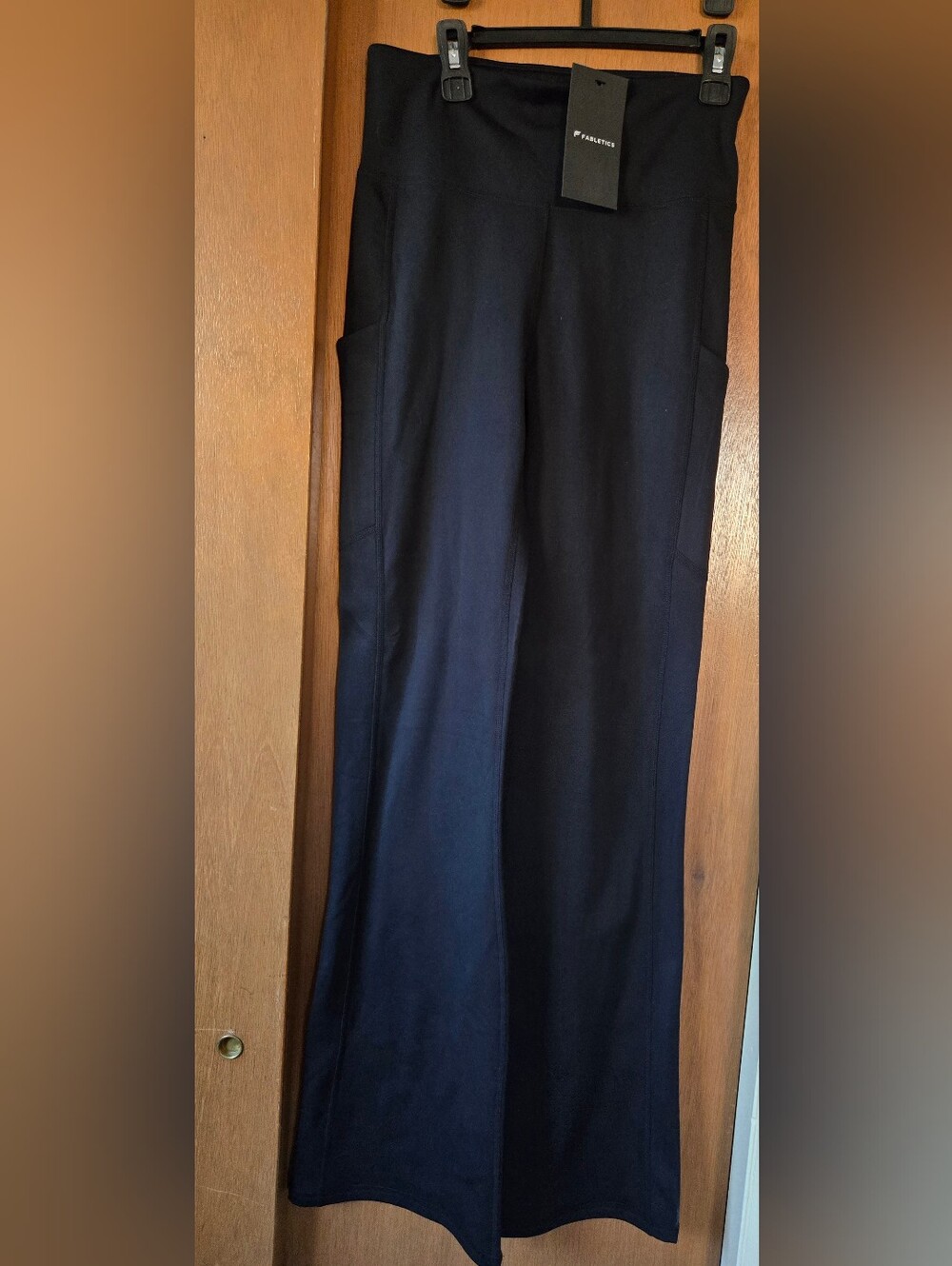 NWT WOMENS FABLETICS FLEECE LINED WIDE LEG SWEATPANTS SZ SM